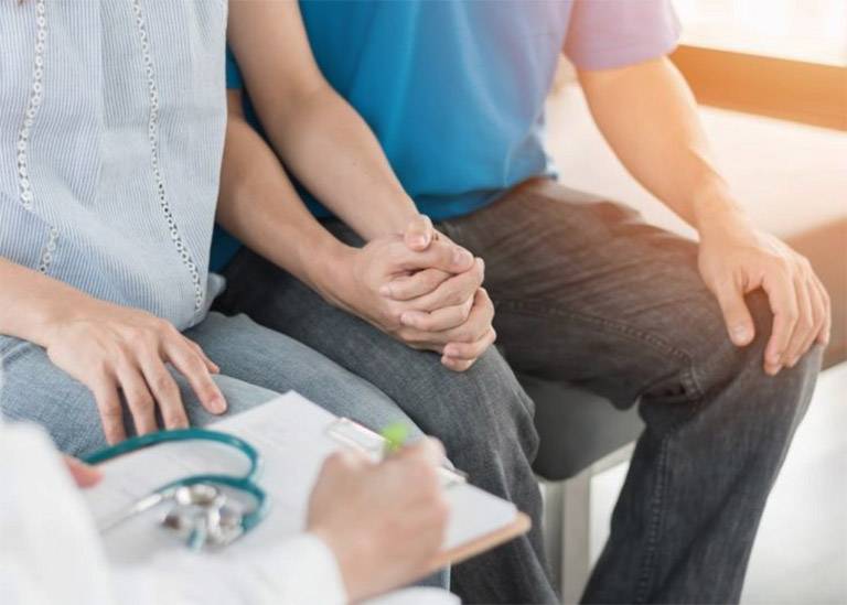 Vô sinh Hiếm muộn 2 Có nhiều nguyên nhân khiến vợ chồng bị vô sinh hiếm muộn