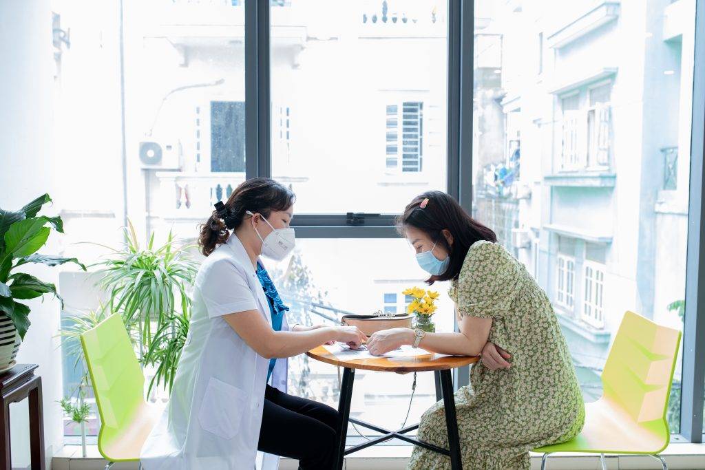 Mách mẹ bầu danh sách các xét nghiệm bắt buộc trước khi sinh 1 Những xét nghiệm sàng lọc trước khi sinh mẹ bầu cần thực hiện